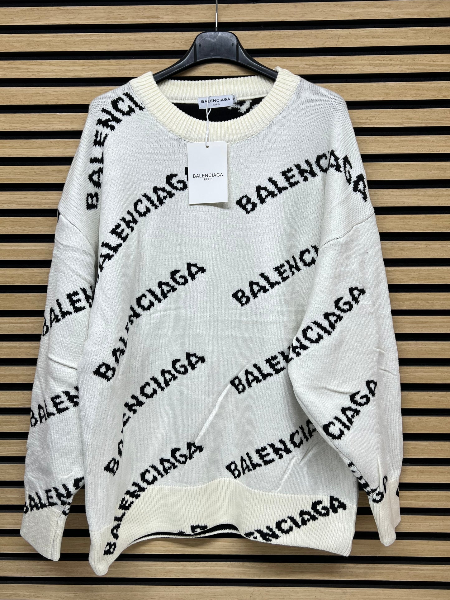 BALENCIAGA