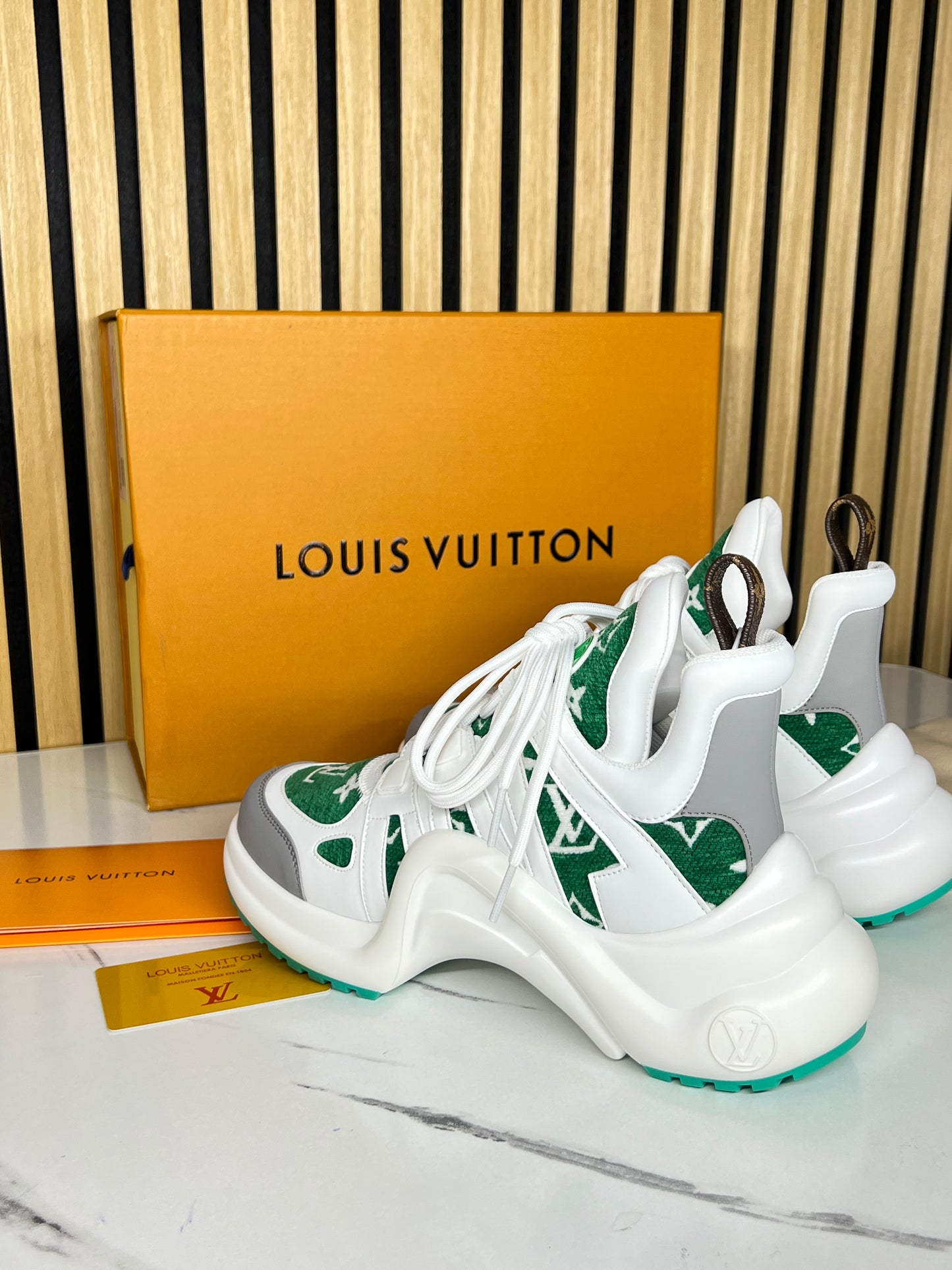 LOUIS VUITTON