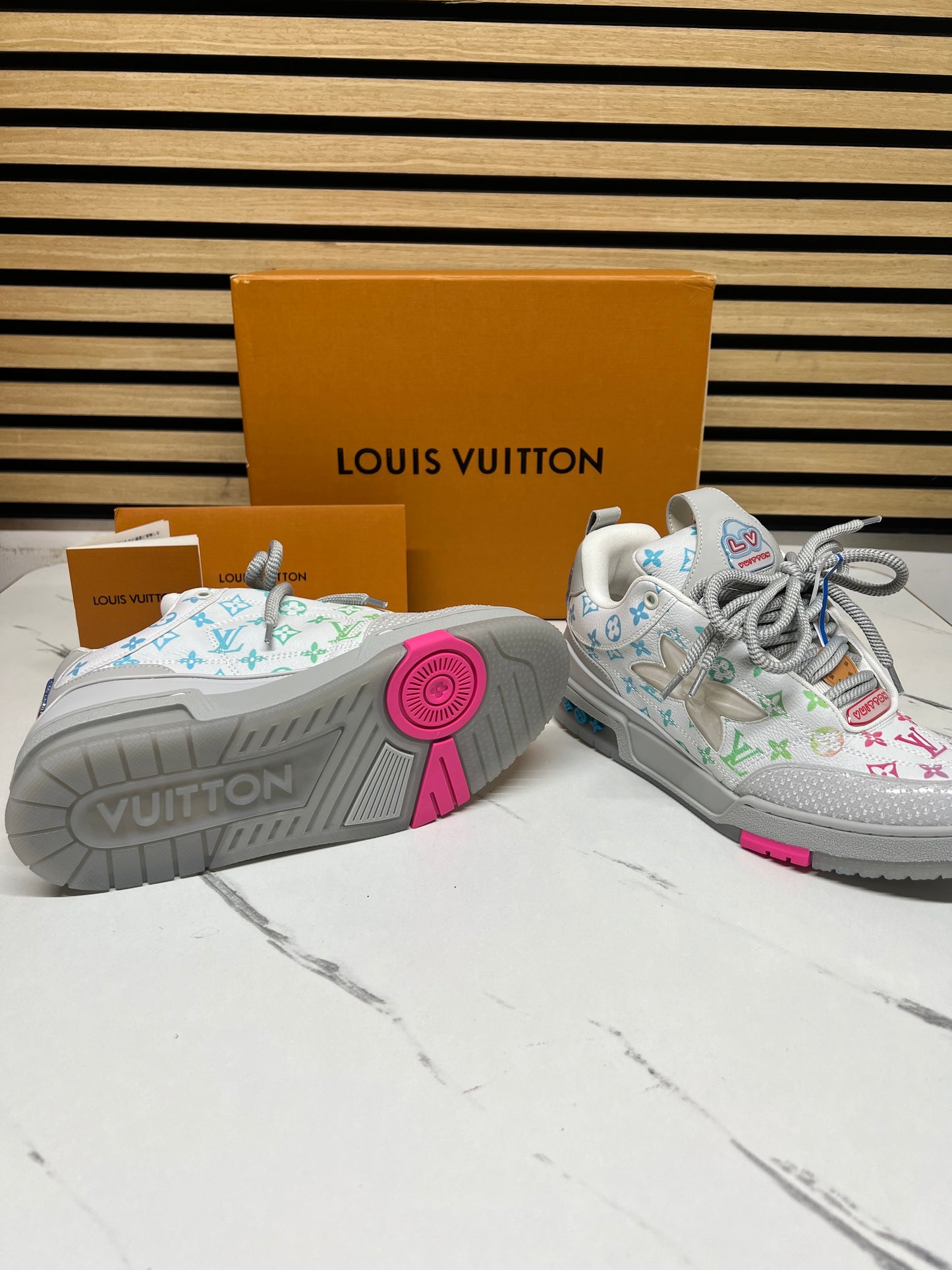 LOUIS VUITTON