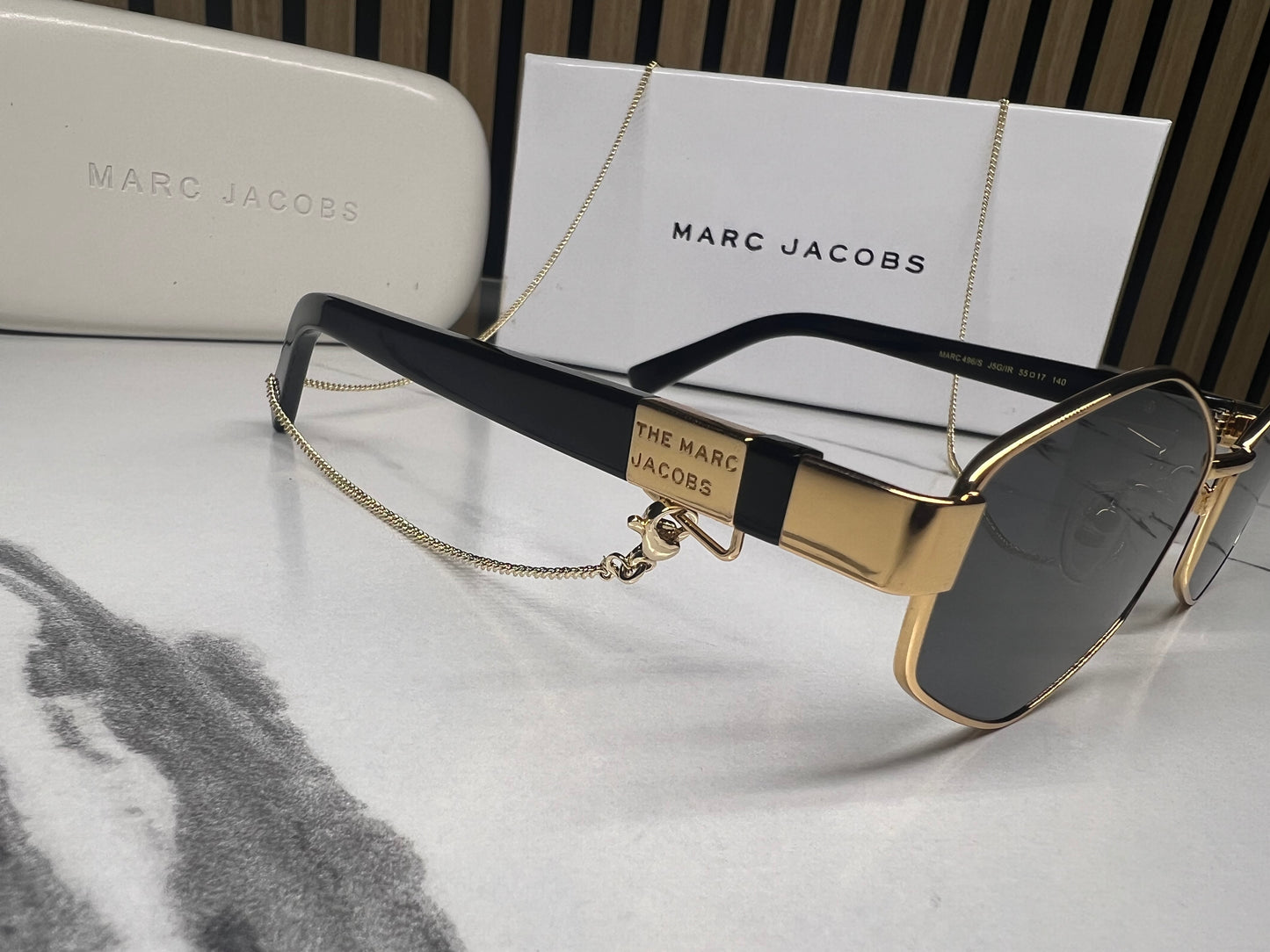 MARC JACOBS