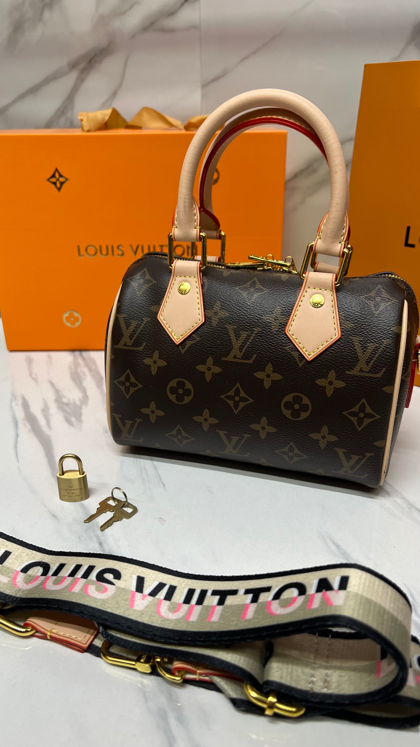 LOUIS VUITTON