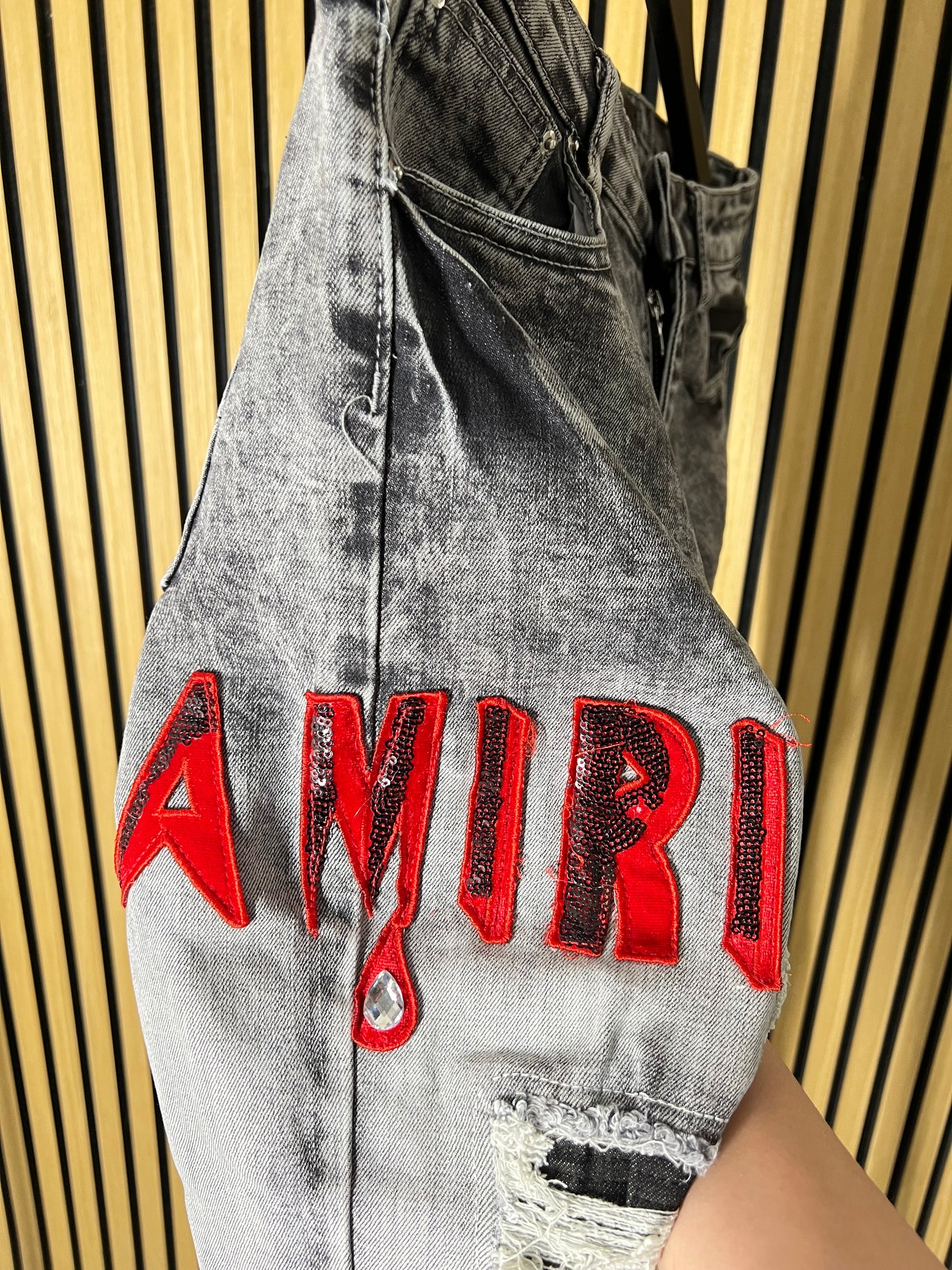 AMIRI