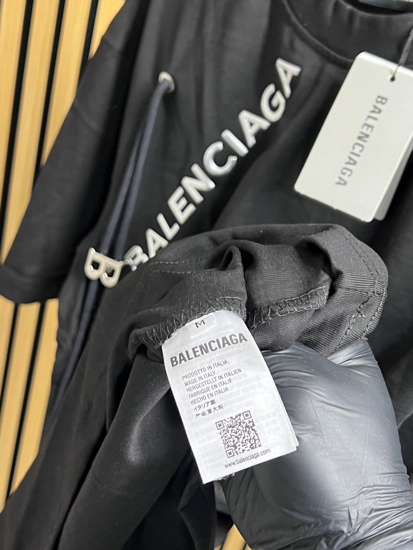 BALENCIAGA