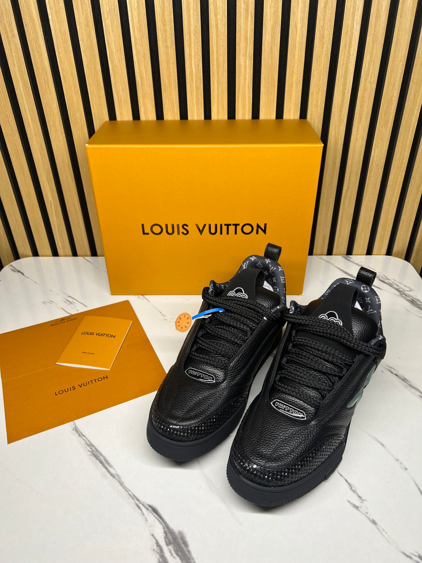 LOUIS VUITTON