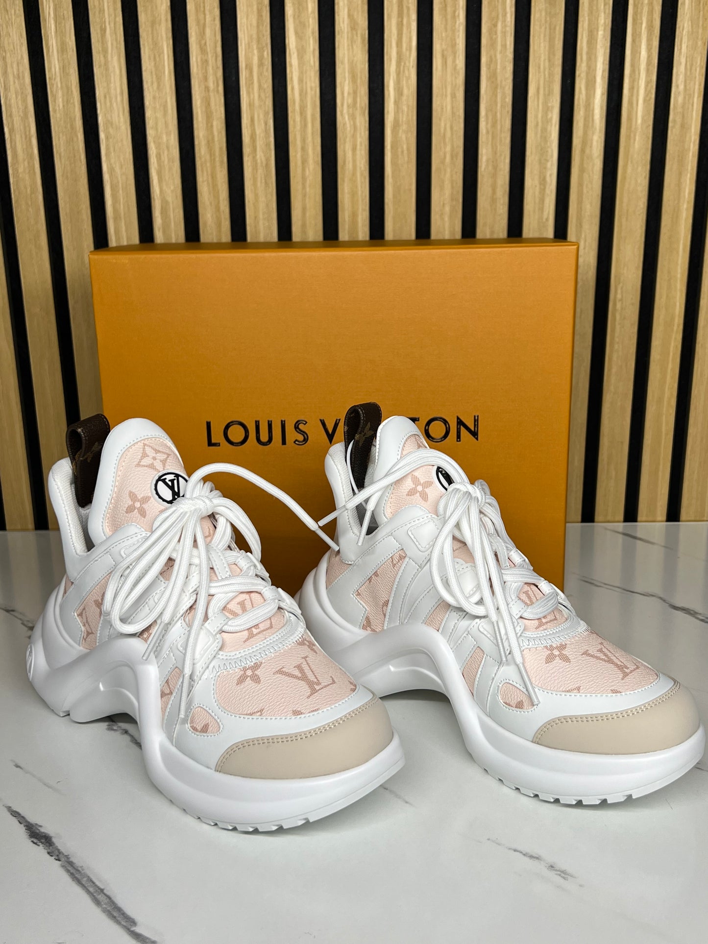 LOUIS VUITTON