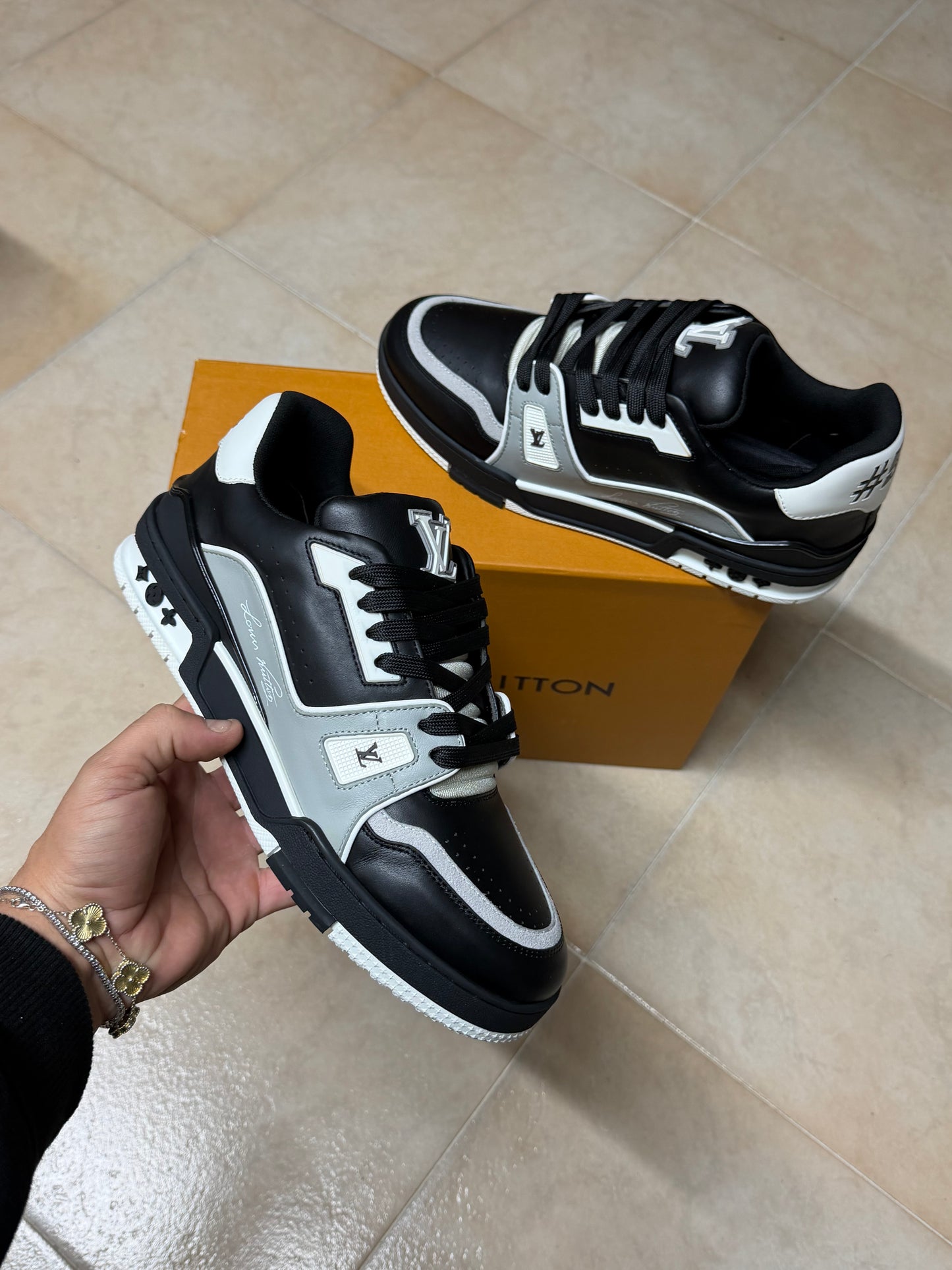 LOUIS VUITTON TRAINER