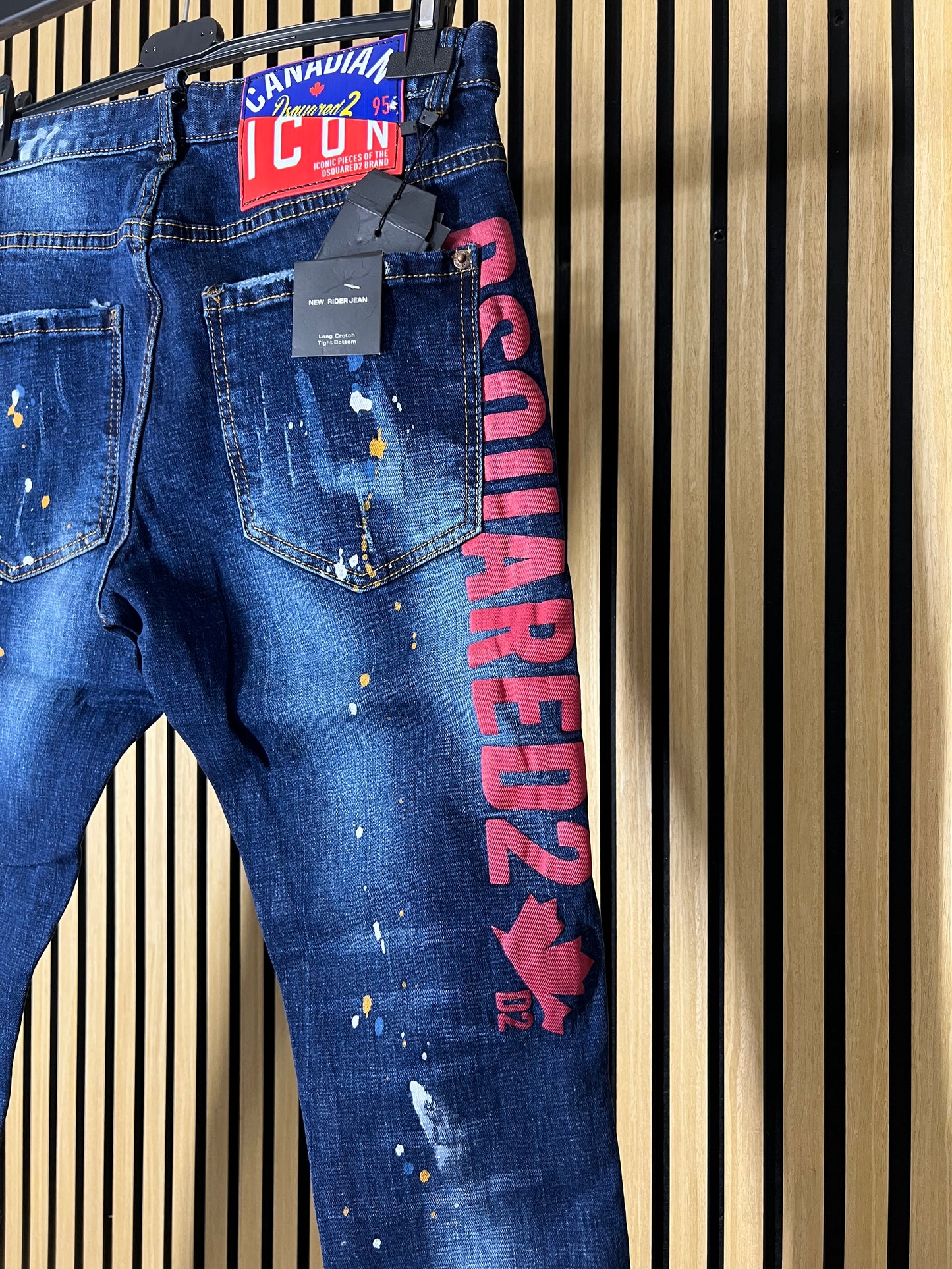 DSQUARED2