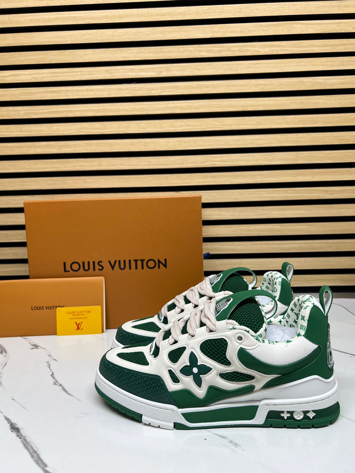 LOUIS VUITTON