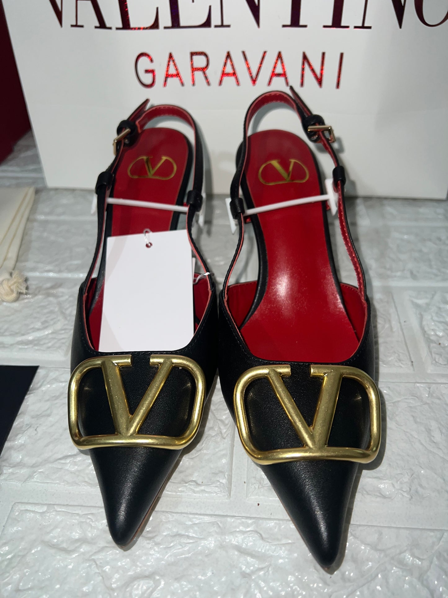 DECOLLETÈ VALENTINO