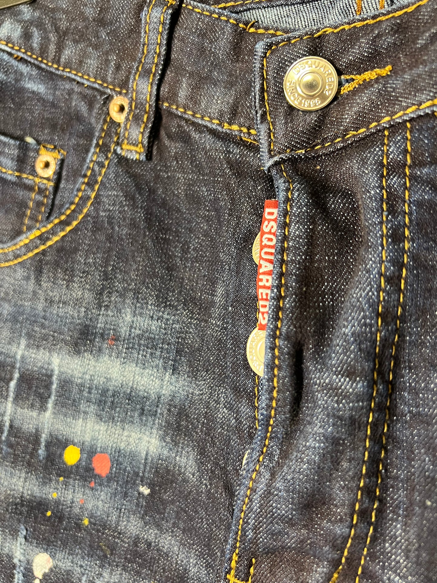 DSQUARED2