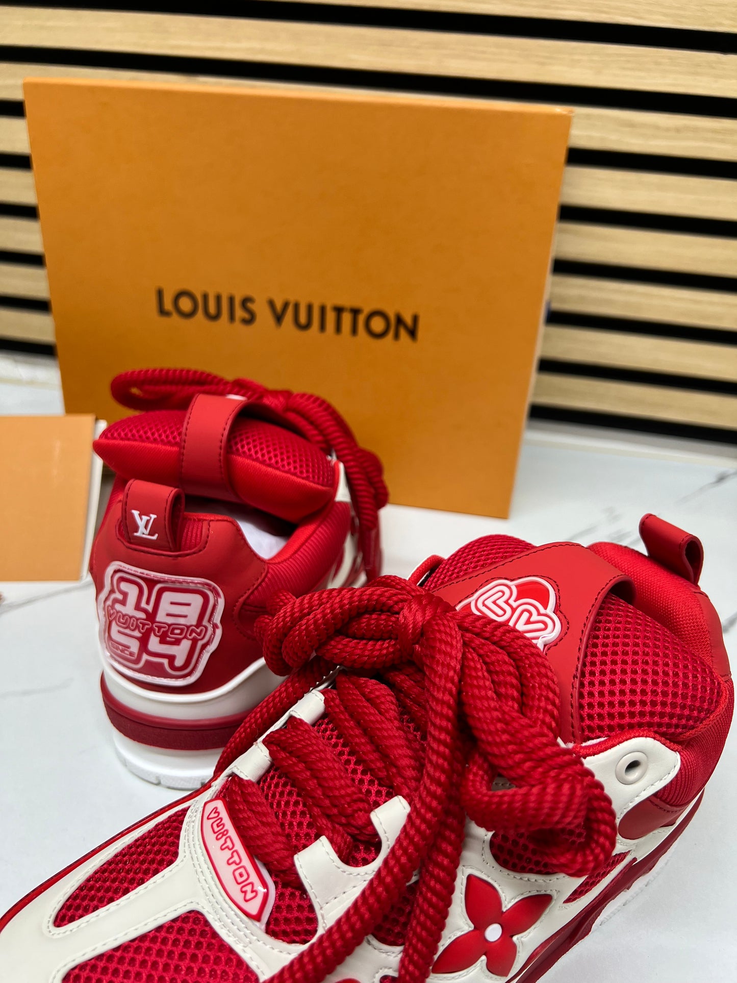 LOUIS VUITTON
