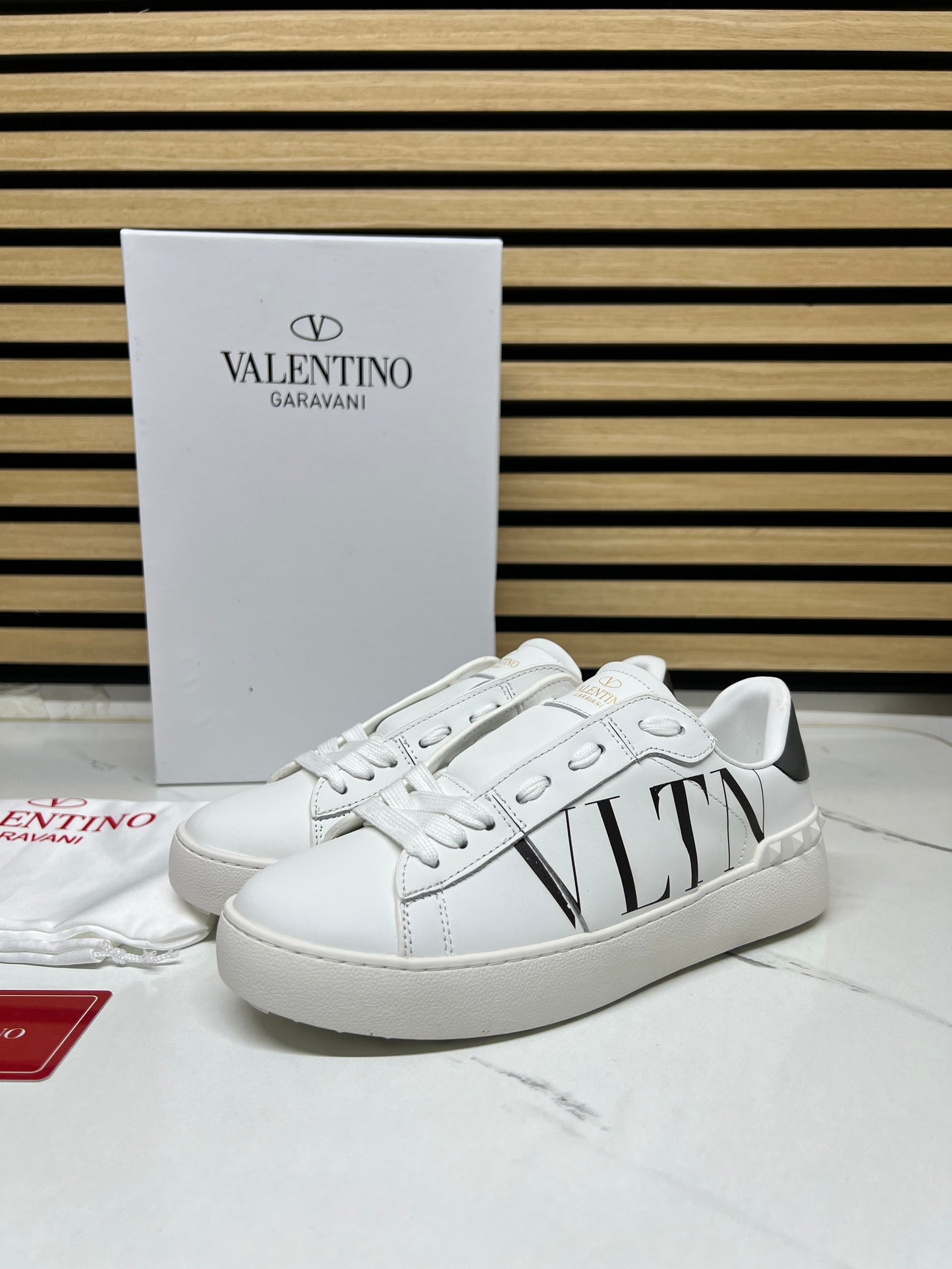 VALENTINO