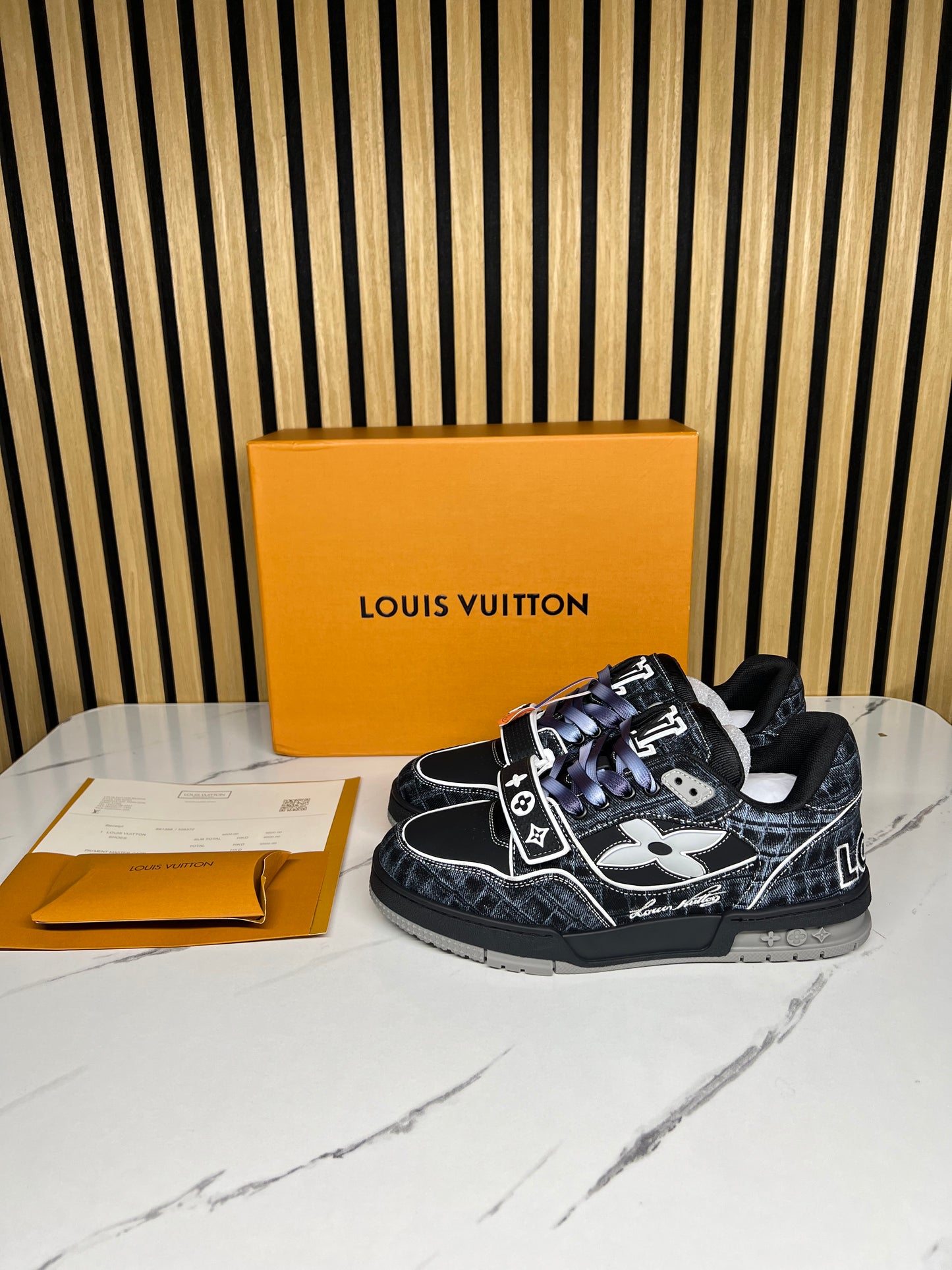 LOUIS VUITTON