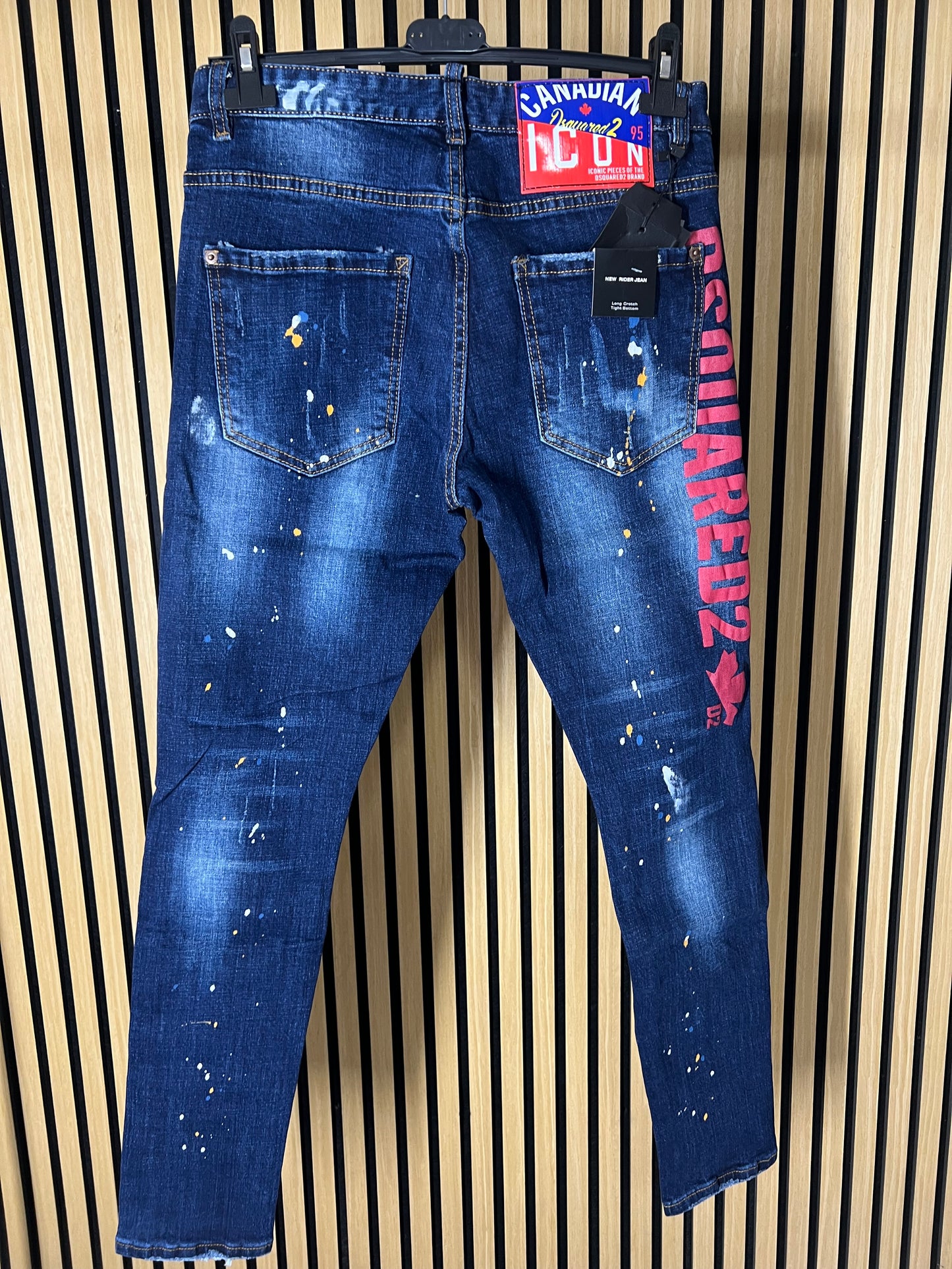 DSQUARED2