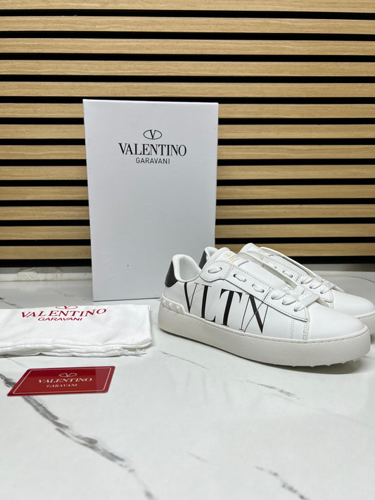 VALENTINO