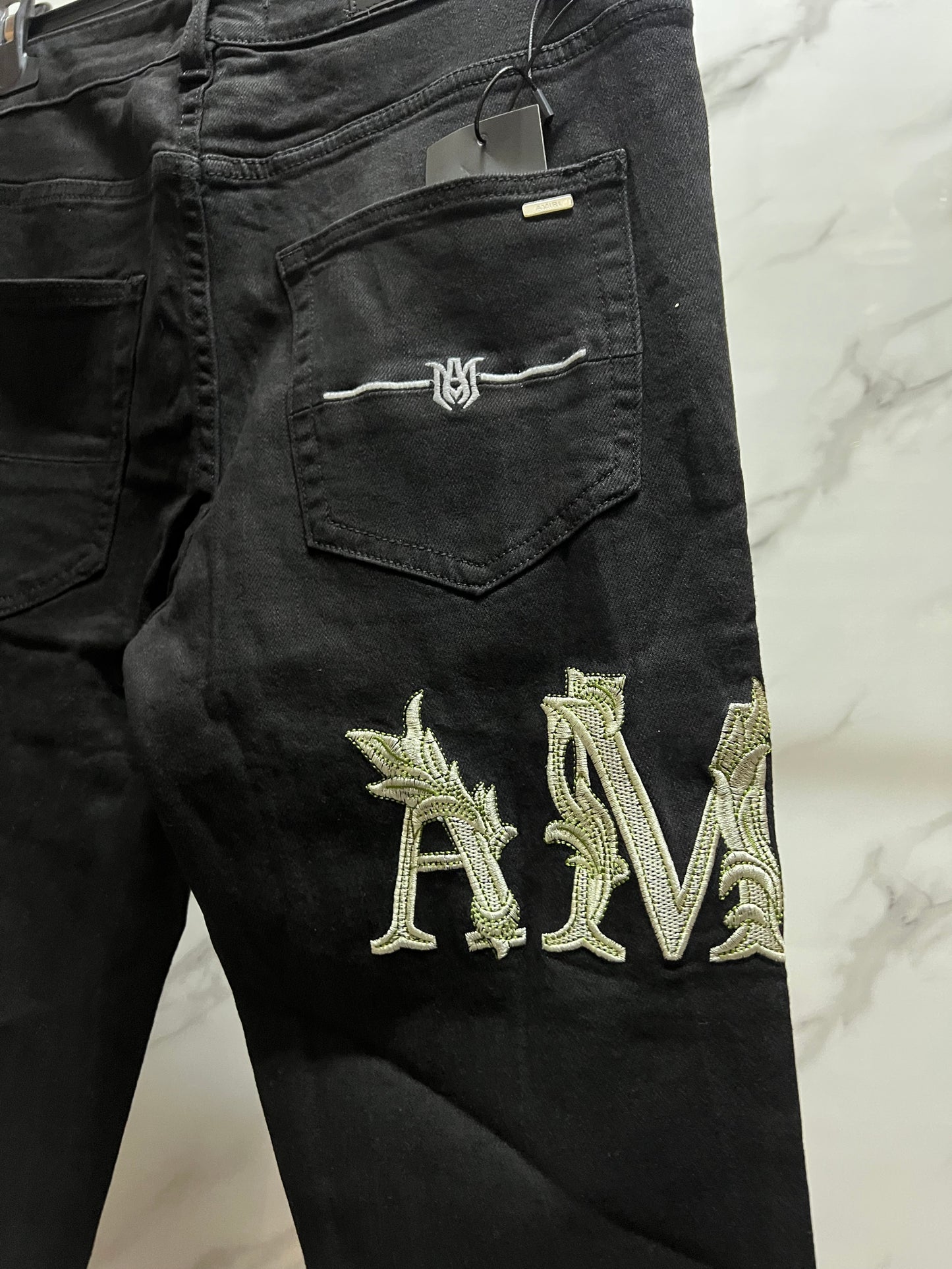 AMIRI