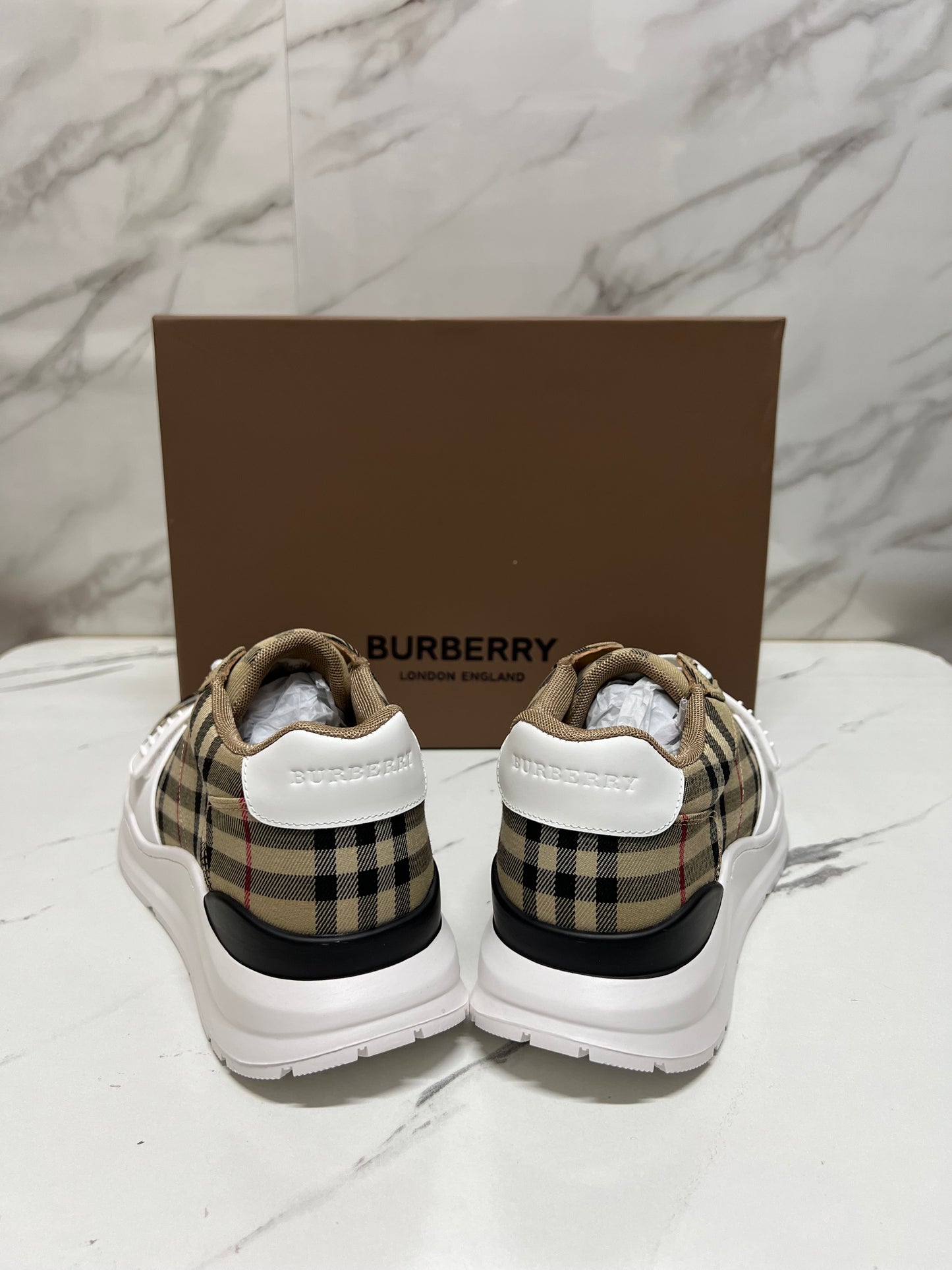 BURBERRY