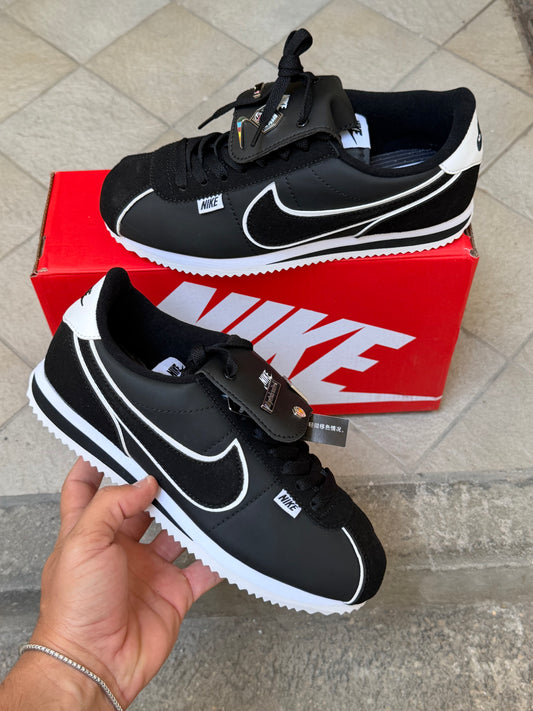 NIKE CORTEZ