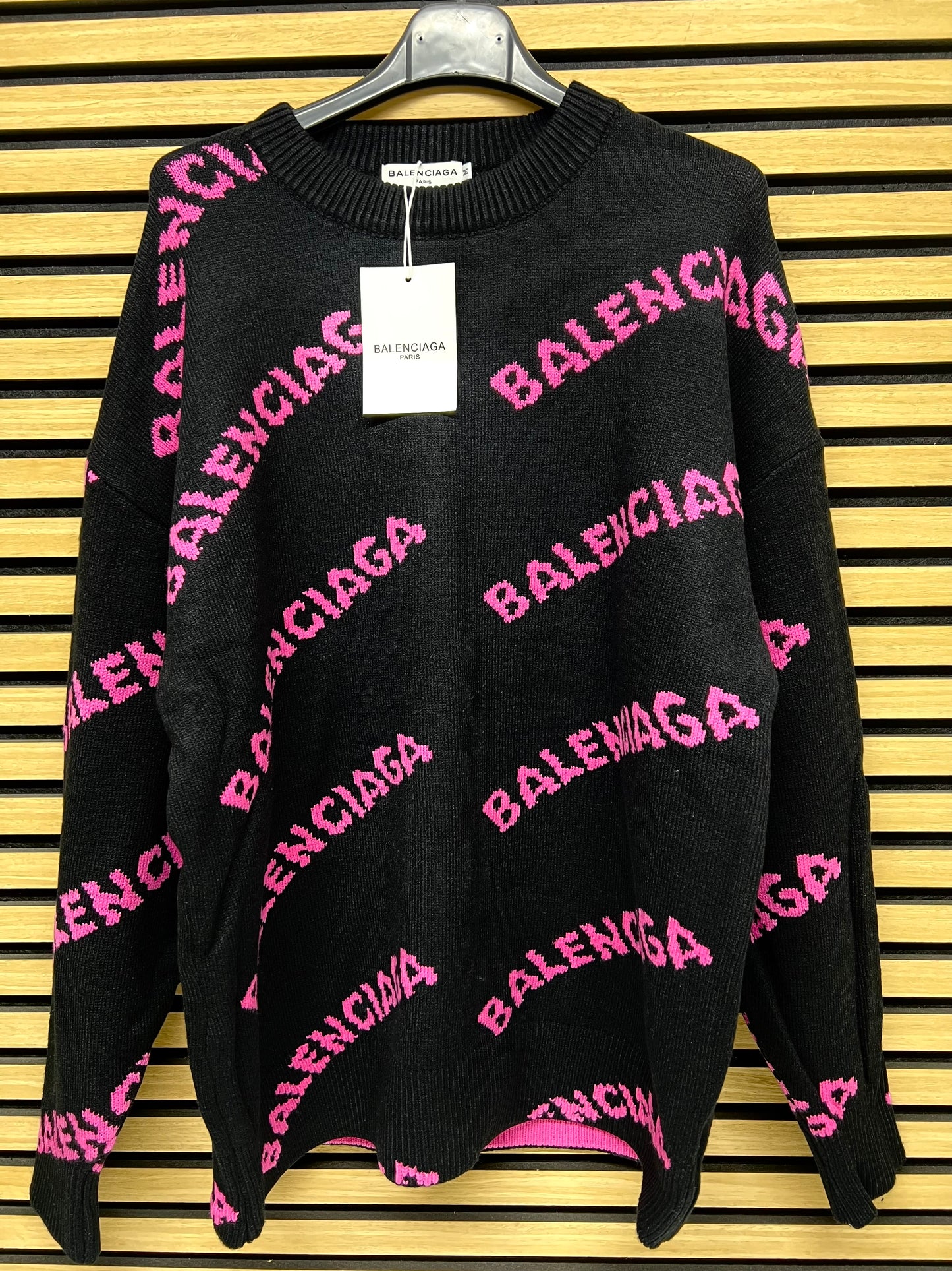 BALENCIAGA
