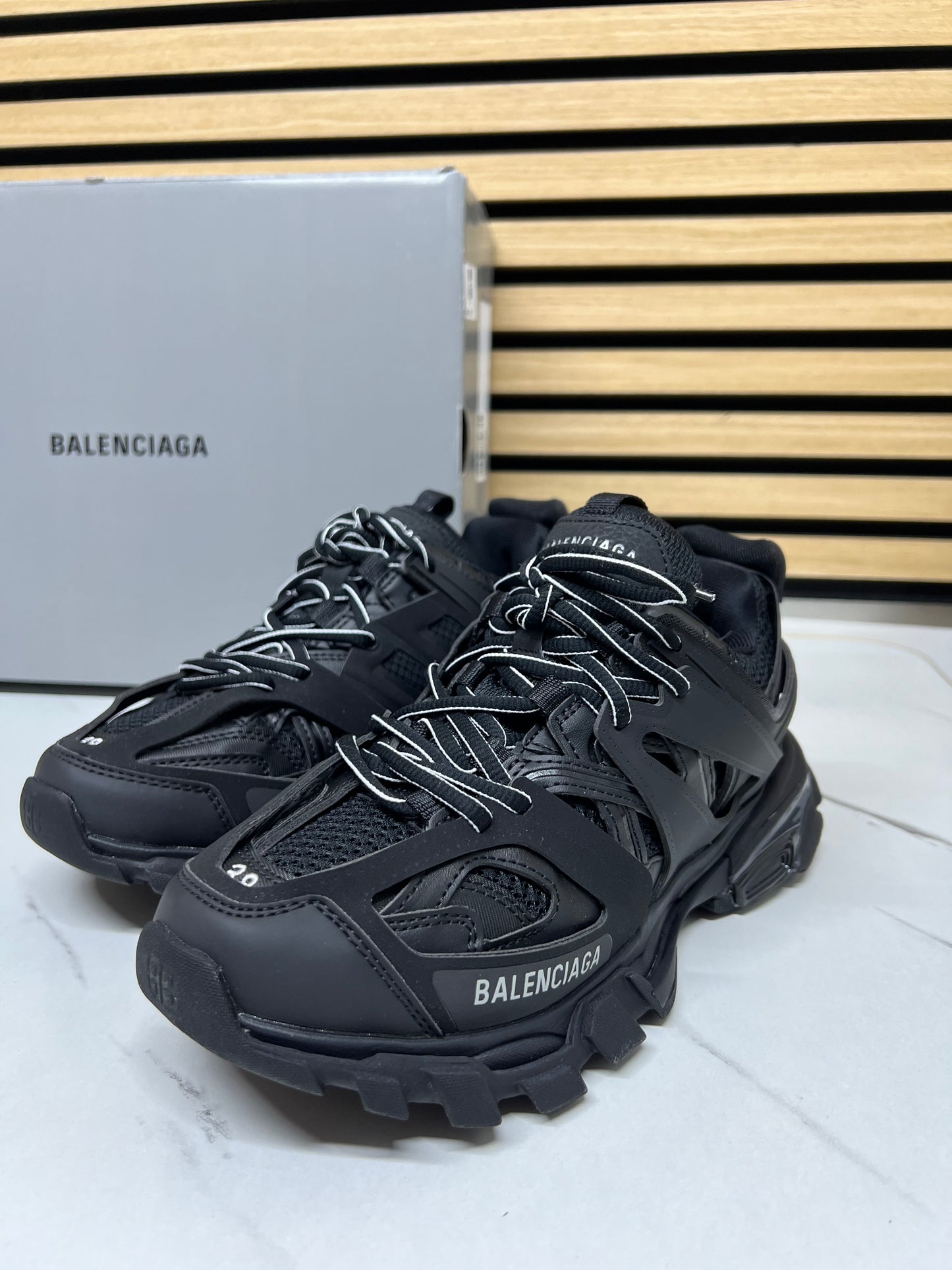 BALENCIAGA TRACK