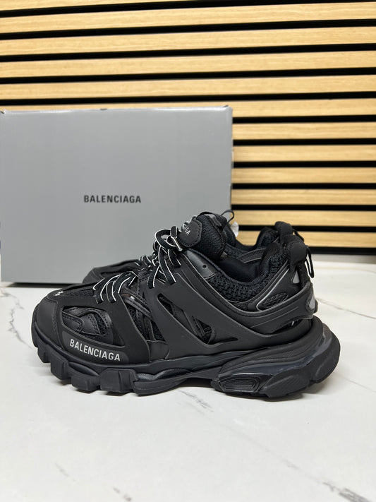 BALENCIAGA TRACK