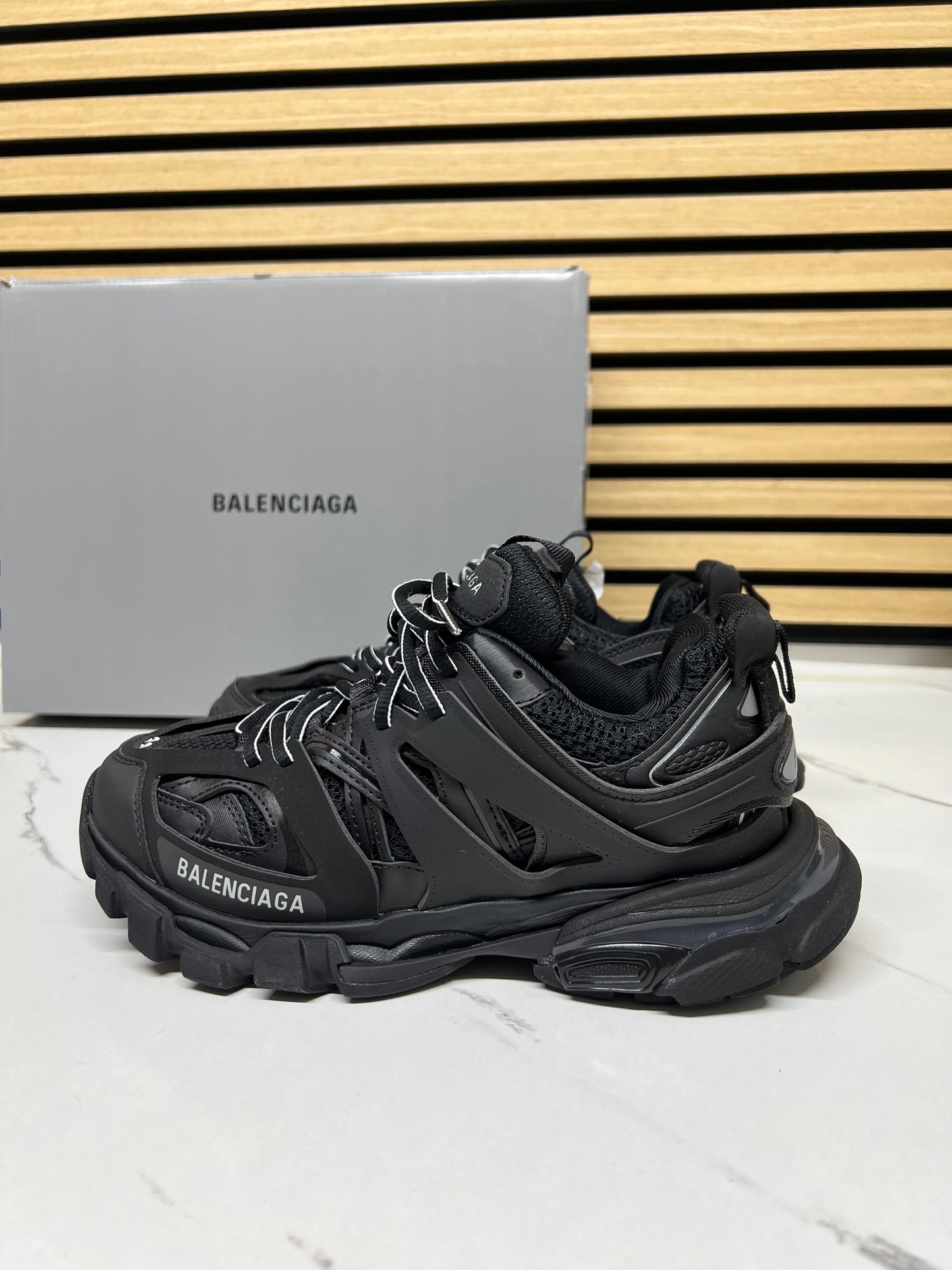 BALENCIAGA TRACK