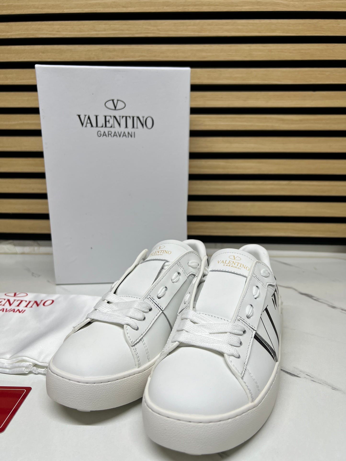 VALENTINO