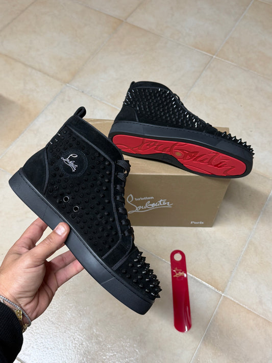 LOUBOUTIN