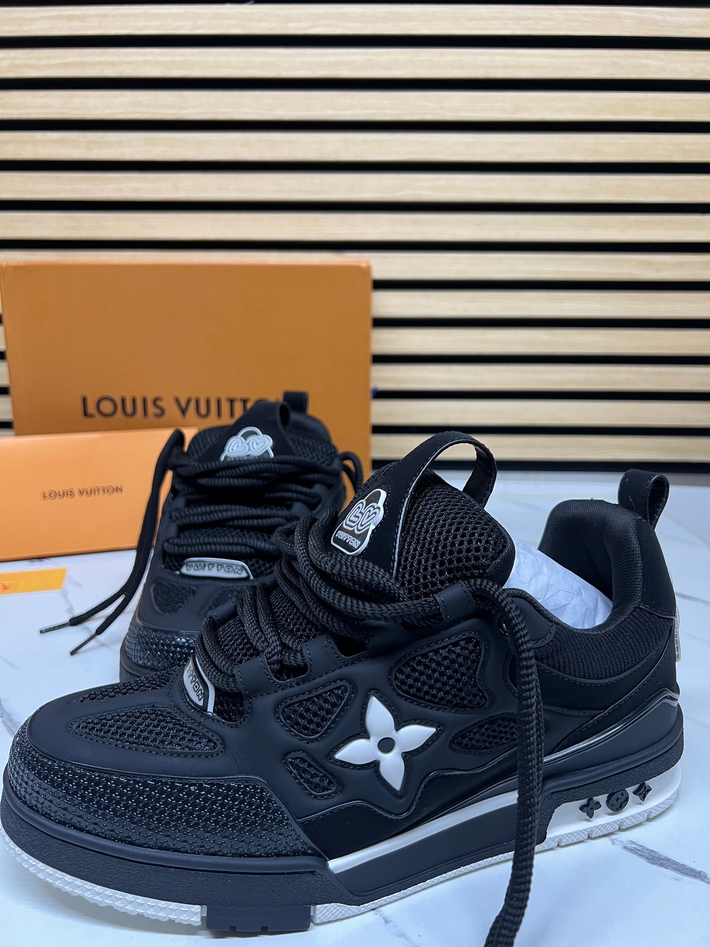 LOUIS VUITTON