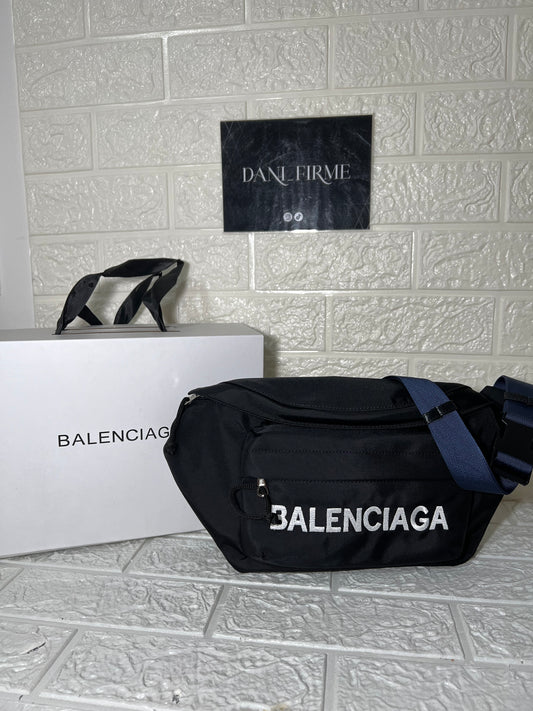 BALENCIAGA