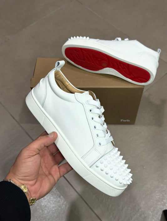 LOUBOUTIN