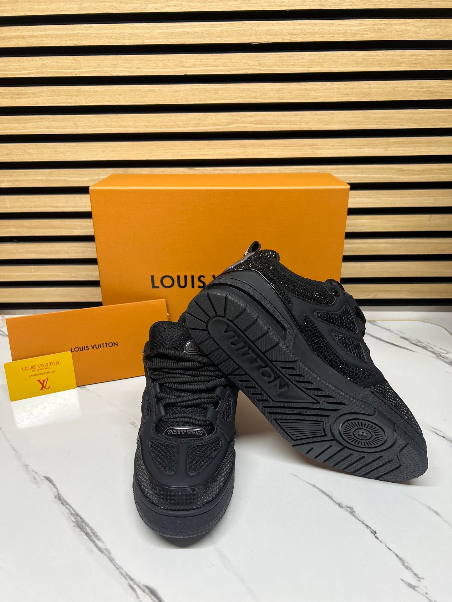 LOUIS VUITTON