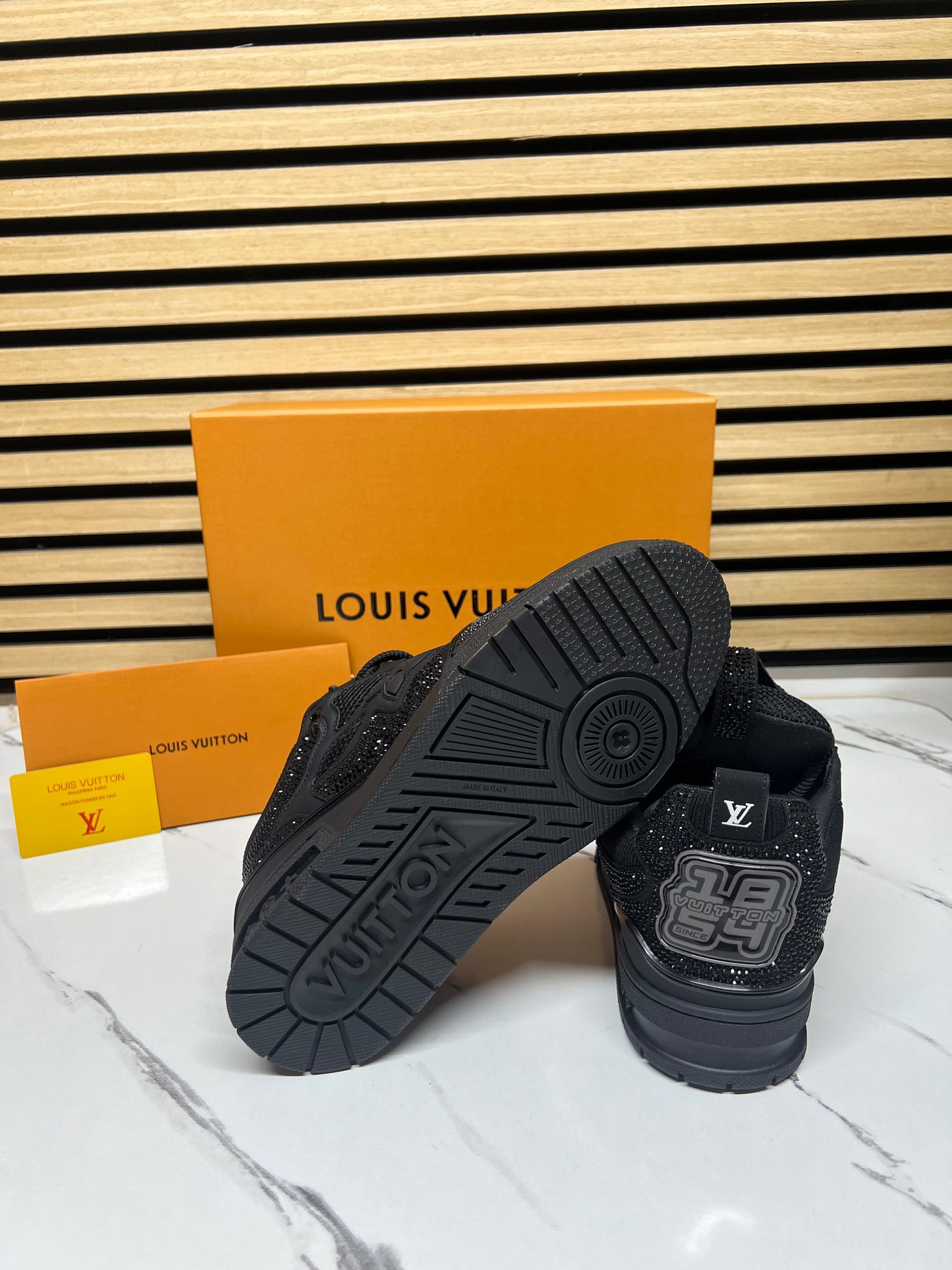 LOUIS VUITTON